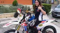 Sara Lenzi, pembalap cantik yang meninggal dunia ketika mengikuti Rally Sandalion, Minggu (06/12/2020). (Istimewa)