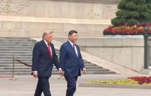 Staf AS Buang Semua Barang dari Pejabat China ke Tempat Sampah Usai Kunjungan Trump ke Beijing