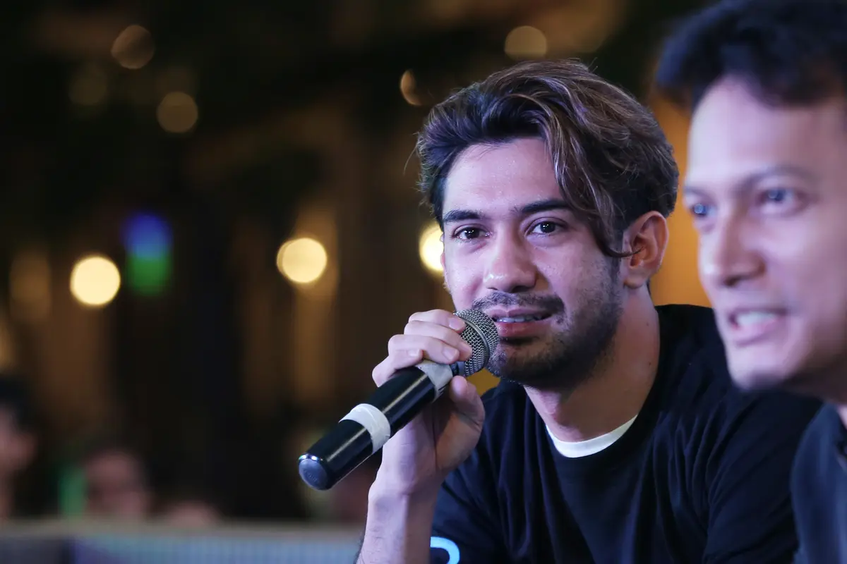 [Bintang] Reza Rahadian