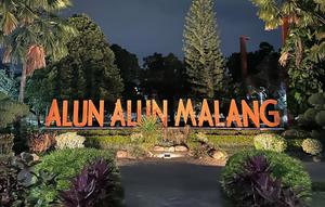 Alun-Alun Malang Sumber: IG/sanekgusev)