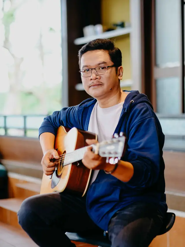 Gitaris Jikustik, Ardi Nurdin. (Foto: Dok. Koleksi Tim Jikustik)