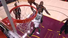 Berita video game recap NBA 2017-2018 antara Cleveland Cavaliers melawan Boston Celtics dengan skor 109-99.