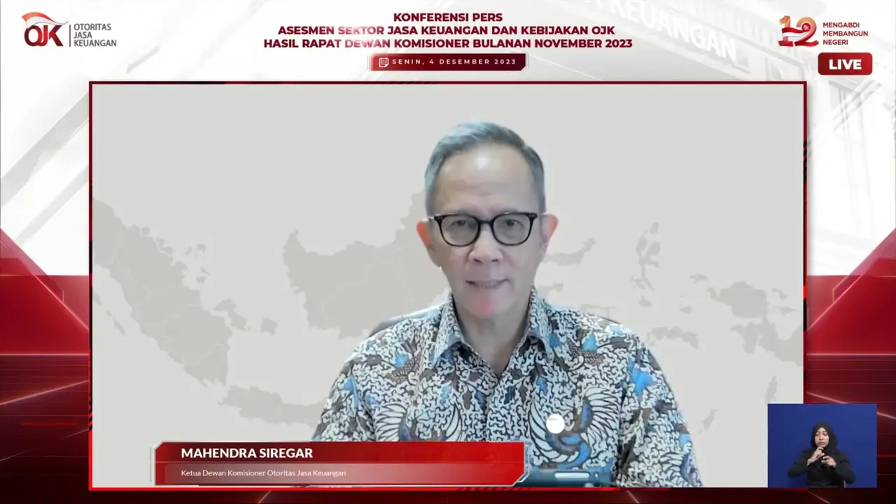 Ketua Dewan Komisioner Otoritas Jasa Keuangan (OJK) Mahendra Siregar