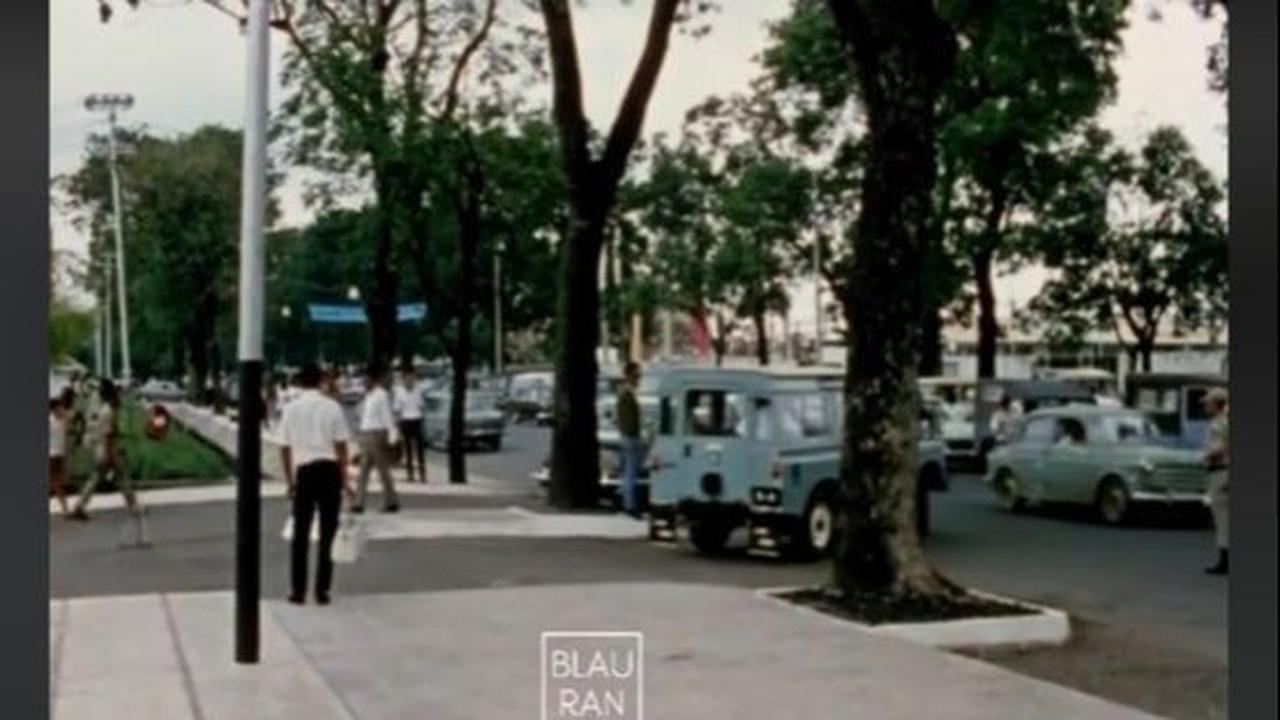 Dalam video itu tampak, Jakarta yang masih lenggang, lalu lalang kendaraan juga tidak sepadat saat ini.