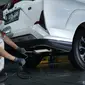 Uji emisi merupakan pengukuran gas buang kendaraan bermotor untuk mendeteksi kualitas kinerja mesin kendaraan.