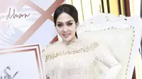 Syahrini Berusaha Memperbaiki Diri Agar Bisa Menjadi Muslimah Yang Lebih Baik