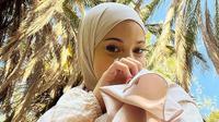Rima Edbouche adalah istri penyerang Prancis Ousmane Dembele yang merupakan TikToker Maroko dengan ribuan pengikut. (foto: Instagram @its.a.wag.wag.world)