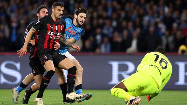 Liga Italia: AC Milan Bantai Napoli 4 Gol Tanpa Balas
