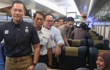 FOTO: Menko AHY Tinjau Puncak Arus Mudik di Stasiun Pasar Senen