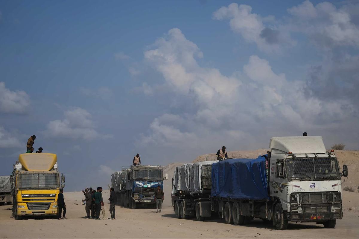 FOTO: Israel Buka Akses Bantuan ke Gaza Utara di Tengah Kritik atas Krisis Kemanusiaan