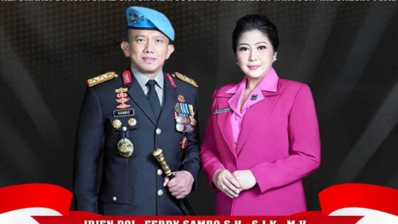 Kadiv Propam nonaktif Irjen Pol Ferdy Sambo bersama sang istri Putri Candrawathi.