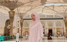 Agar Ibadah Makin Khusyuk dan Nyaman Sepanjang Hari, 7 Tips Memilih Gamis untuk Haji & Umroh