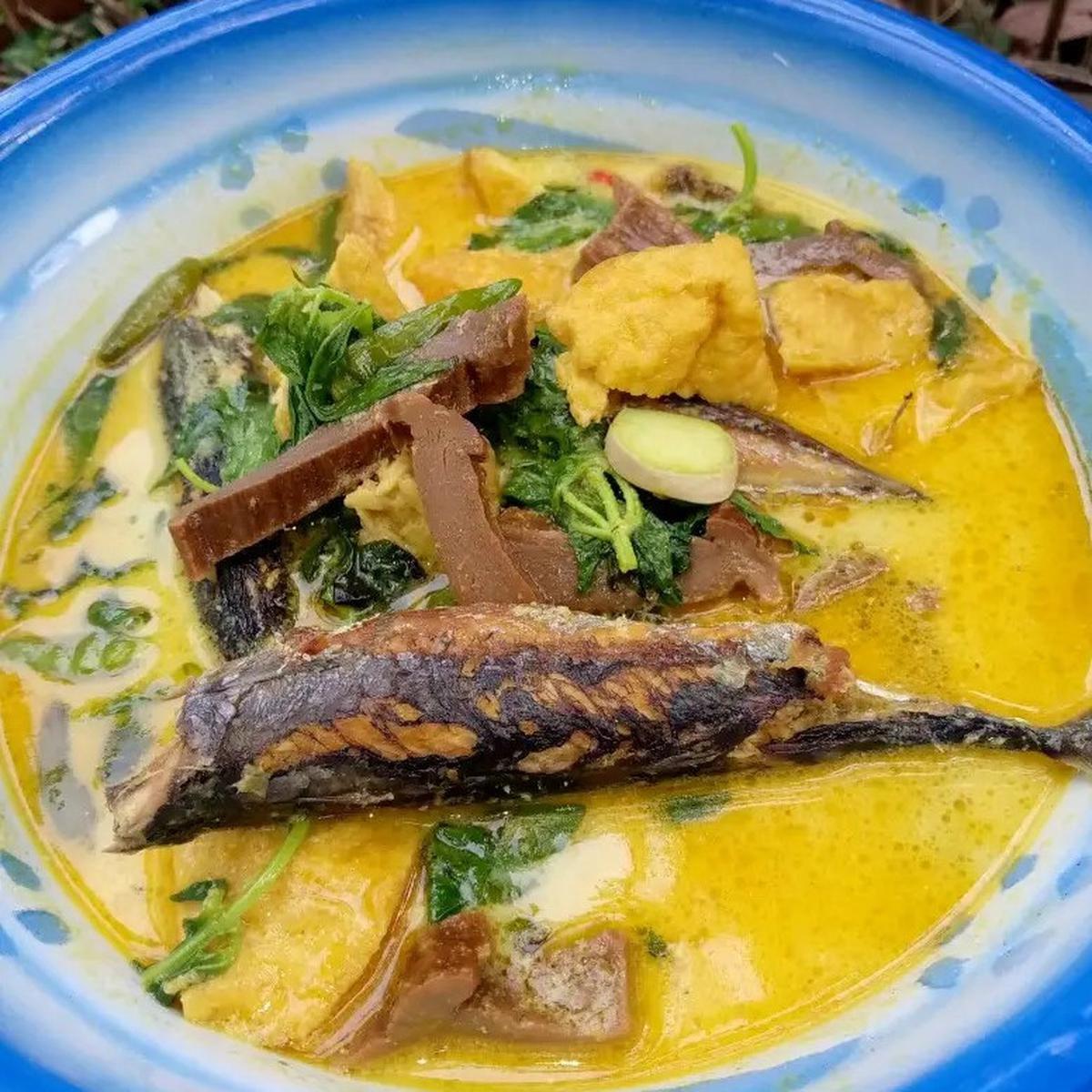 Gulai Krecek Rebung dan Ikan Tongkol