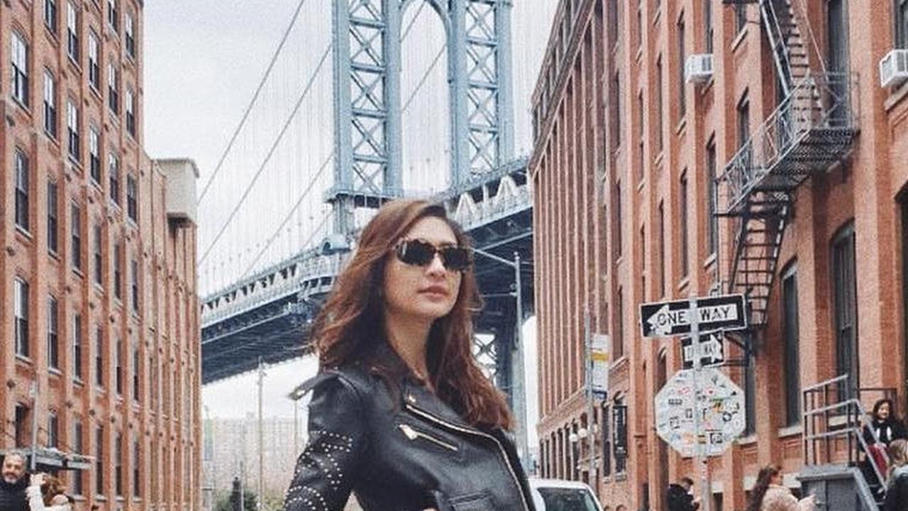 Inspirasi Fashion Kemeja Hitam Wanita Agar Makin Percaya Diri