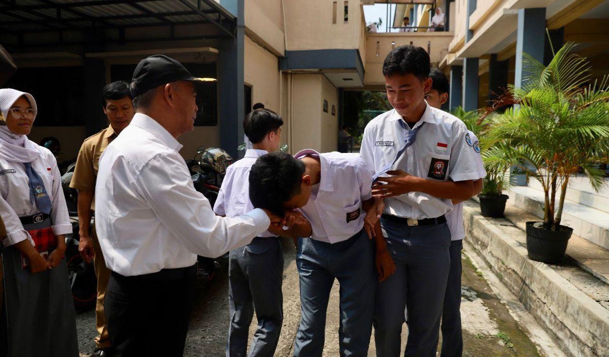 "Di sini nampak Nadiem lepas tangan, dan cenderung angkuh, merasa paling benar,"
