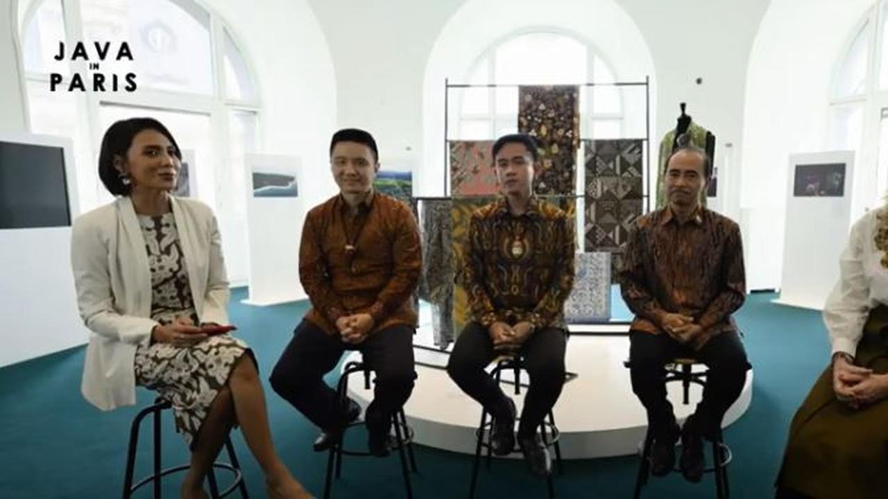 Konferensi Pers Java in Paris