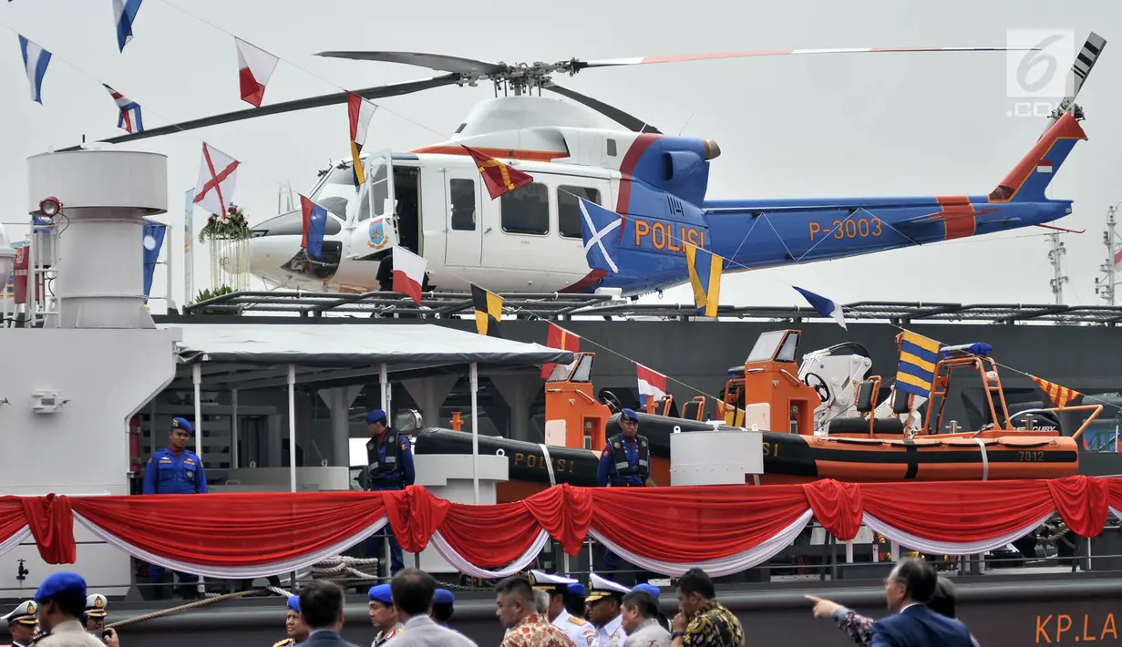 Helikopter Bell-412 EP milik Korps Kepolisian Air dan Udara (Korpolairud) saat diresmikan dalam HUT ke-68 Korpolairud di Mako Ditpolairud, Jakarta, Senin (3/12). (Merdeka.com/Iqbal Nugroho)
