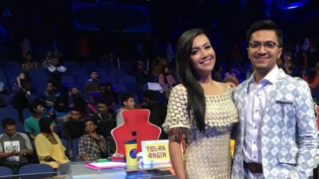 Ihsan Tarore dan Denada