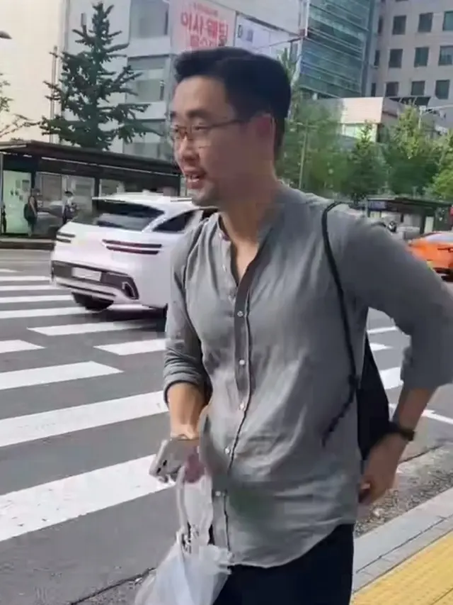Jesse Choi Potong Rambut
