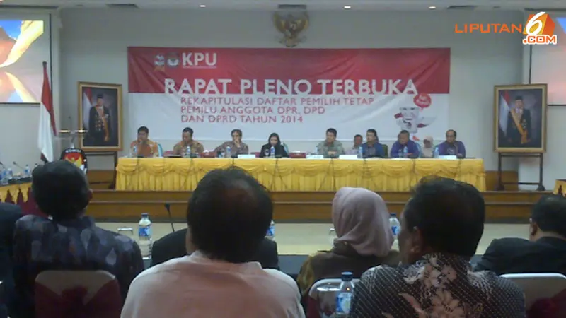 rapat-pleno-kpu-131023c.jpg