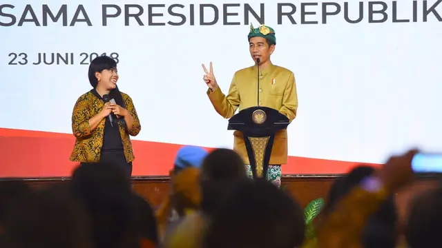 Pengusaha Lebih Pilih Foto Bersama
