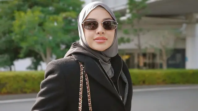 Liburan Aurel Hermansyah