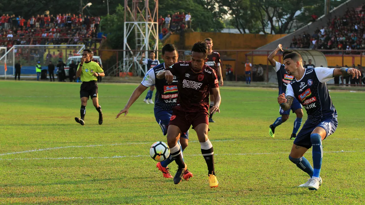 PSM Makassar vs Arema FC