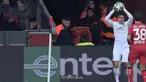Berita video lemparan ke dalam yang kocak dari pemain Werder Bremen, Thomas Delaney, di Bundesliga. This video presented by BallBall.