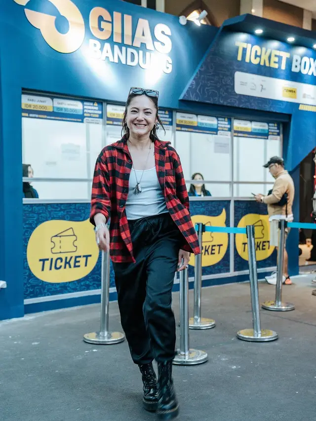 Poppy Sovia (Instagram/popsovia)