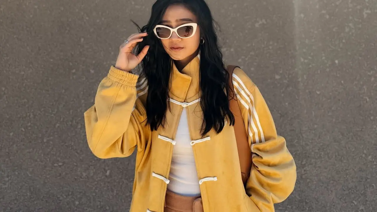 Febby Rastanty Liburan ke China, Tampil Standout dengan Jaket Adidas China Viral Rp2 Juta-an