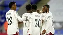 Pemain Arsenal merayakan gol ke gawang Leicester City pada laga Piala Liga Inggris di Stadion King Power, Kamis (24/9/2020). Arsenal menang dengan skor 2-0. (Tim Keeton/Pool via AP)