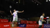 Ganda putra Iindonesia&nbsp;Leo Rolly Carnando/Bagas Maulana langsung terhenti di babak pertama Indonesia Masters 2025.&nbsp;Leo/Bagas kalah&nbsp;dari wakil Malaysia Nur Moh Azrin Ayub/Wee Kiong Ta 16-21 dan 17-21 di Istora Gelora Bung Karno, Senayan, Jakarta, Selasa (21/1). (foto: PBSI)