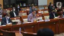 Ketua Komisi Pemberantasan Korupsi (KPK) Firli Bahuri (tengah) saat mengikuti rapat kerja dengan Komisi III DPR di Jakarta, Rabu (8/6/2022). Rapat yang berlangsung tertutup tersebut membahas RKA K/L Tahun 2023. (Liputan6.com/Angga Yuniar)