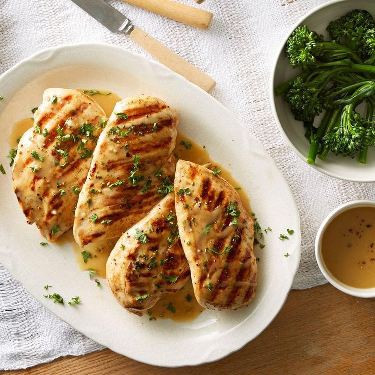Lagi Defisit Kalori? Coba 5 Resep Dada Ayam Ini yang Penuh Protein dan Lezat!