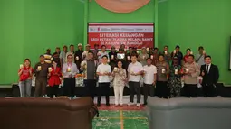 Ratusan Petani Sawit Banggai Dapat Edukasi Literasi Keuangan