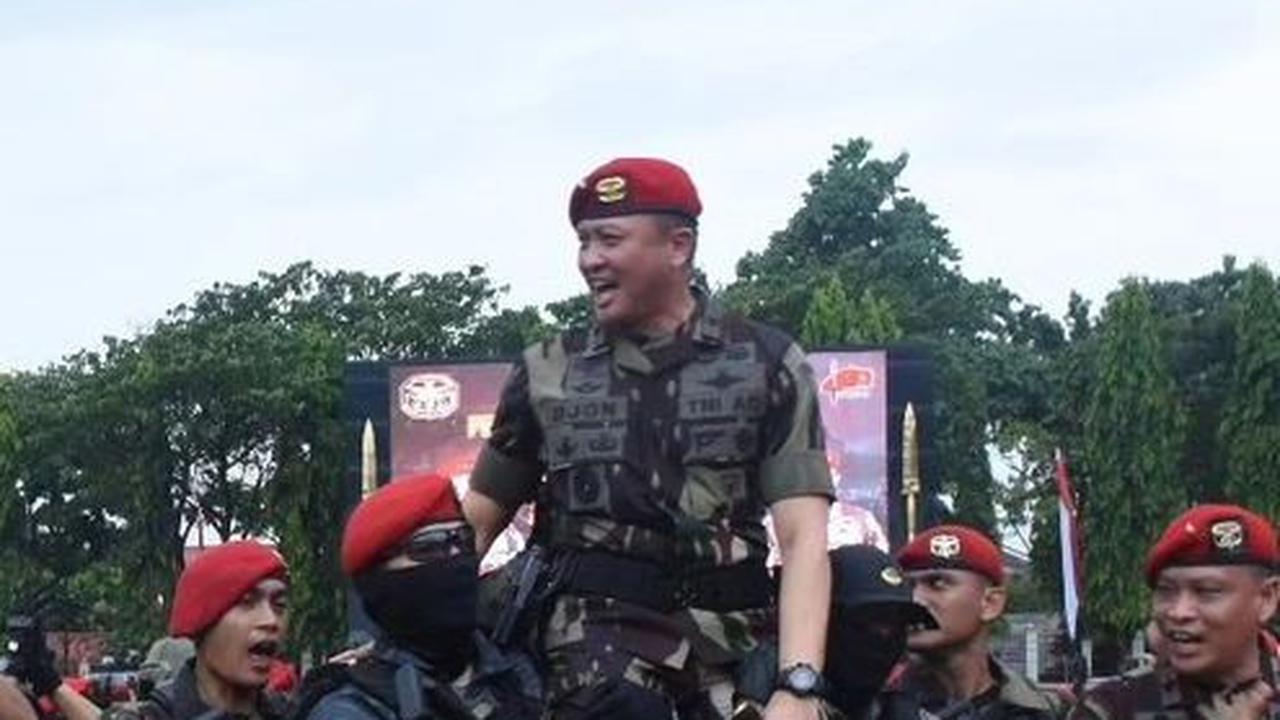 Danjen Kopassus Mayjen Djon Afriandi, Lulusan Terbaik Akmil 1995 Anak Jenderal TNI