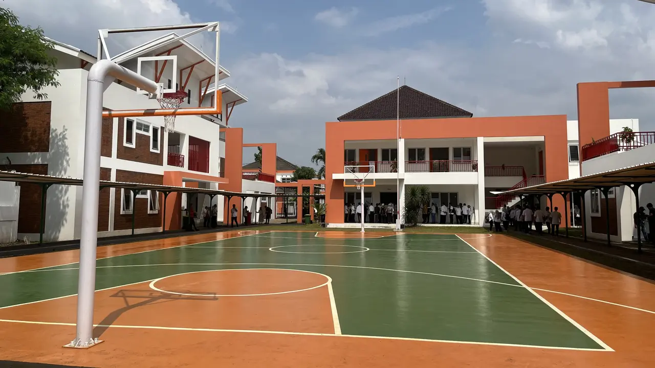 Sekolah Rakyat di Sentra Handayani Jakarta.