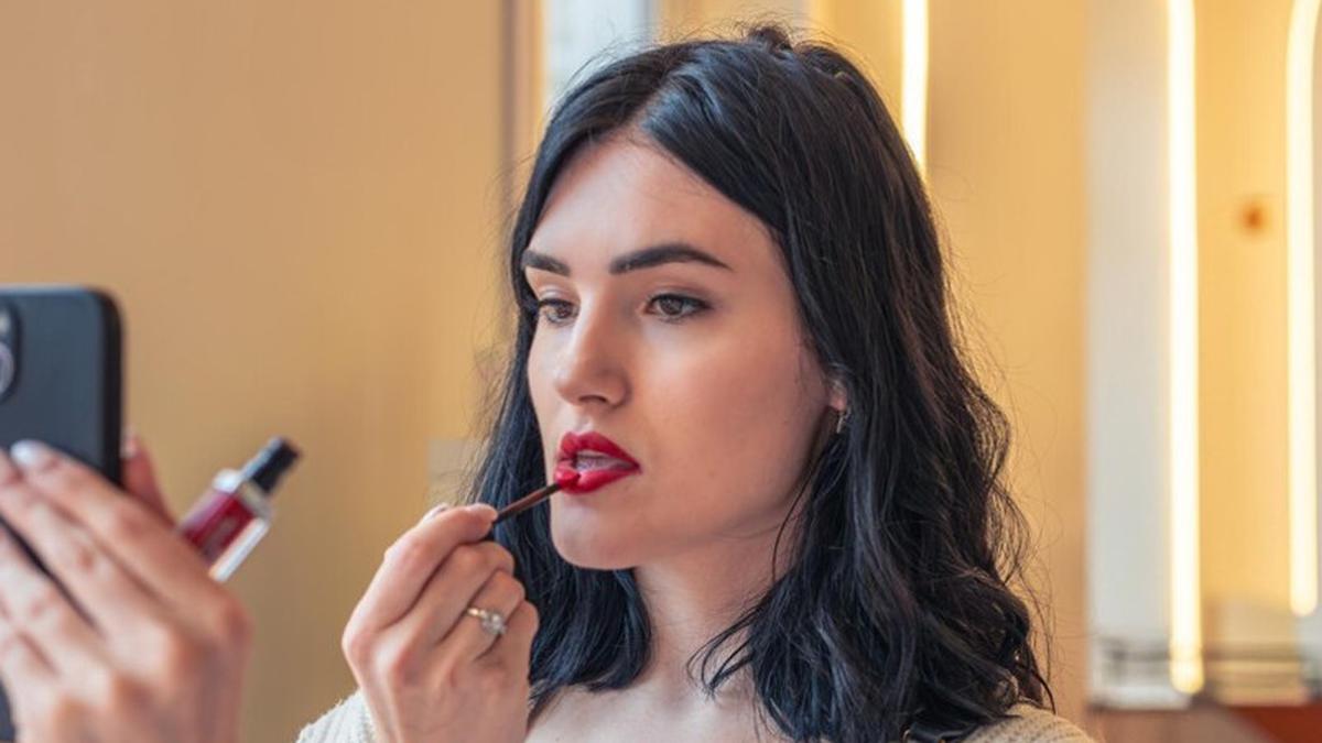 Rahasia Memilih Lipstik Sesuai Undertone Kulitmu
