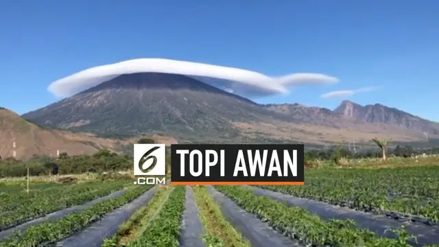 VIDEO: Penampakan Gunung Rinjani Bertopi Awan