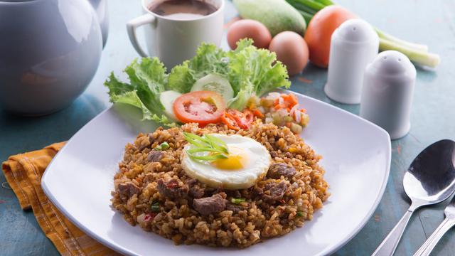 nasi goreng daging sapi