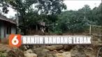 Jalanan yang berlumpur membuat evakuasi harus dilakukan dengan hati-hati.