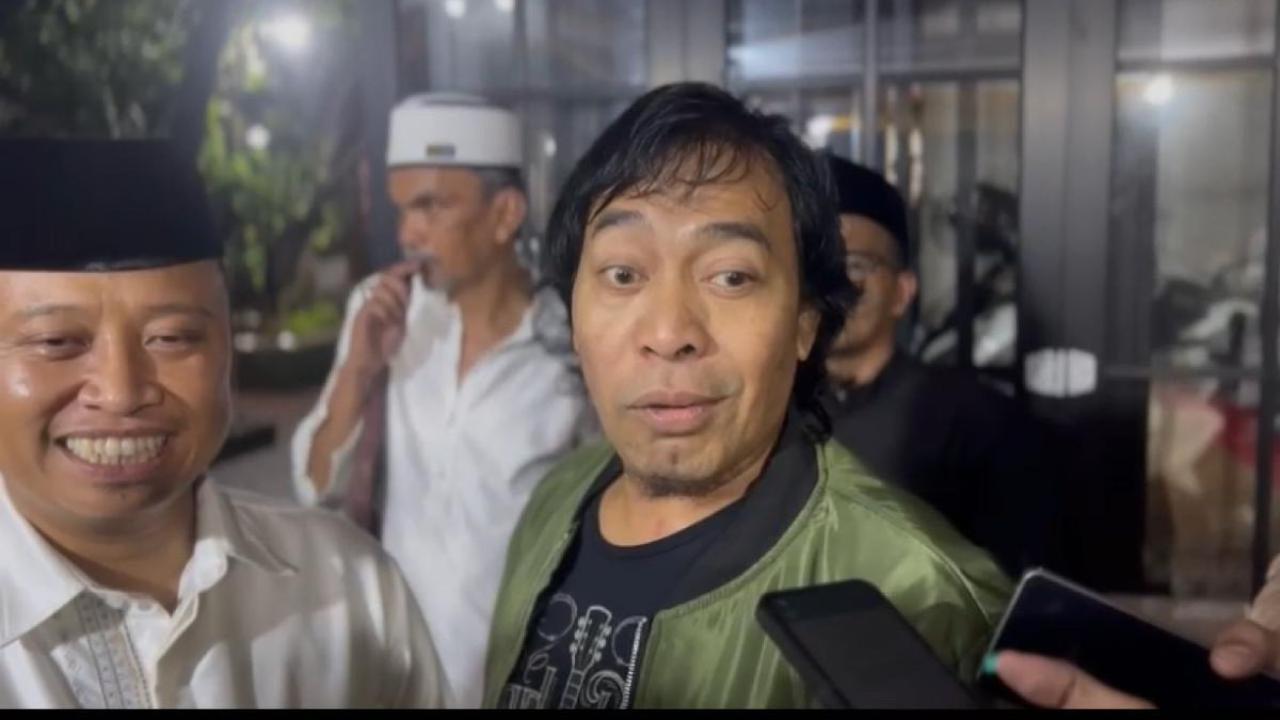 Jawaban Kocak Komeng 'Uhuy' Dilirik Maju Pilkada Depok: Saya Aja di DPD Belum Pelantikan, Harusnya Mungkin Cepetikan