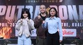 Presiden Byon, Yoshua Marcellos Muliardo bersama petarung putri Winona Karamoy dan Emmabel Cassandra saat Face off sekaligus jumpa pers Byon Combat Showbiz Vol.7 di SCTV Tower, Jakarta, Kamis (12/3/2026). (Bola.com/M Iqbal Ichsan)