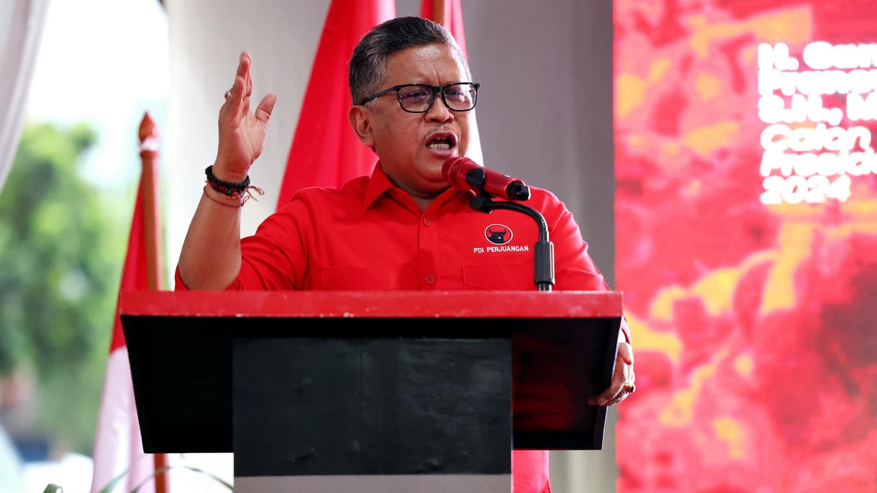 Hasto Bongkar Strategi Rahasia PDIP Menangkan Risma-Gus Hans di Pilkada Jatim