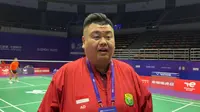 Manajer tim bulu tangkis Indonesia Armand Darmadji di Piala Sudirman 2023. (foto: PBSI)
