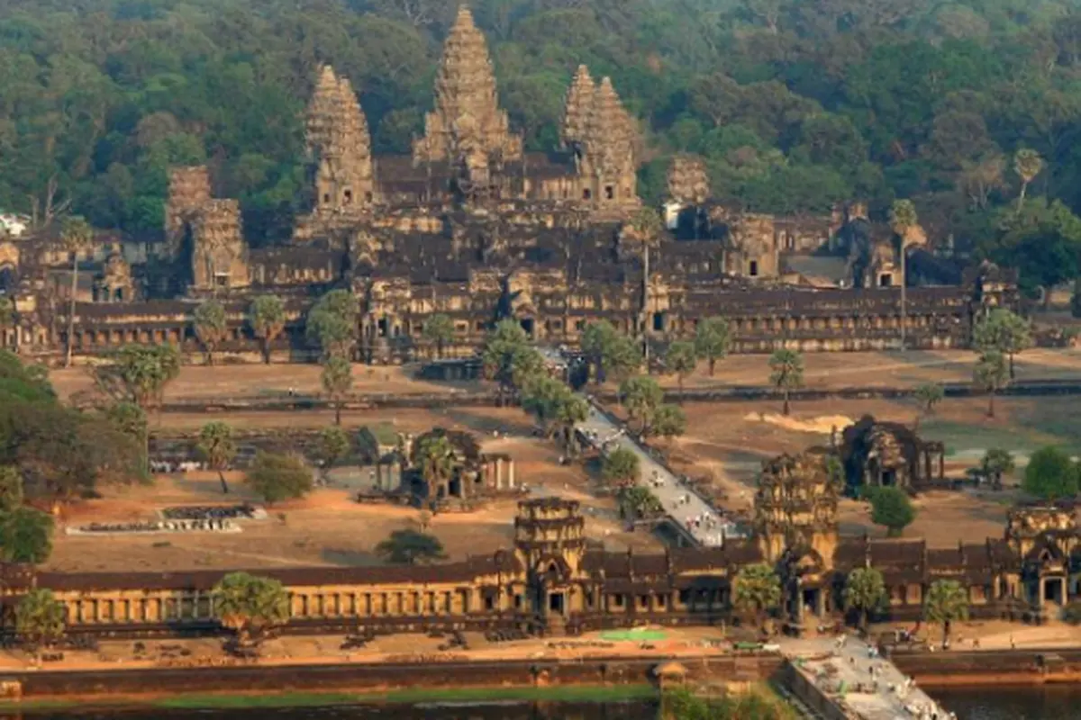 Angkot Wat
