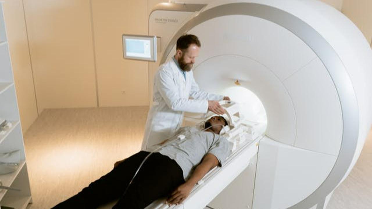 CT Scan atau MRI? Kenali Perbedaan dan Kapan Harus Digunakan