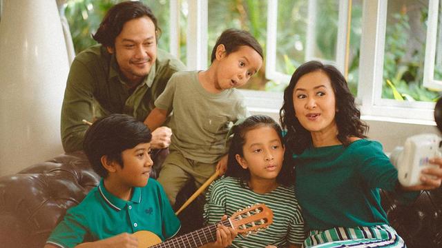 6 Potret Keluarga Dwi Sasono Dan Widi Mulia Harmonis Hot Liputan6 Com