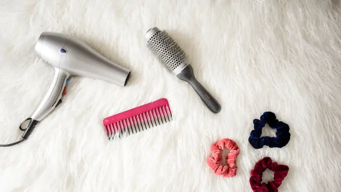 Ilustrasi hair dryer