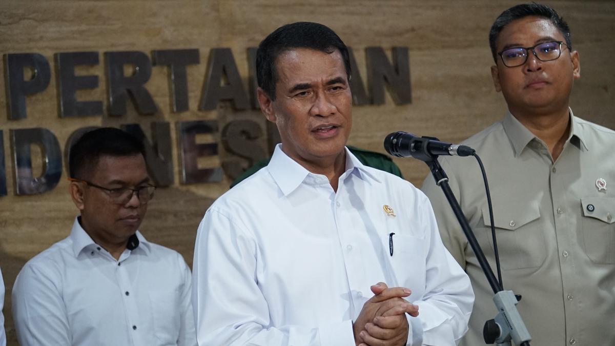Mentan Amran Bawa Kabar Baik: Harga Pupuk Turun 20% Mulai Hari Ini 22 Oktober 2025